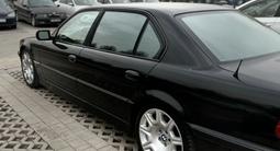 BMW 750 1994 годаүшін4 500 000 тг. в Алматы – фото 3