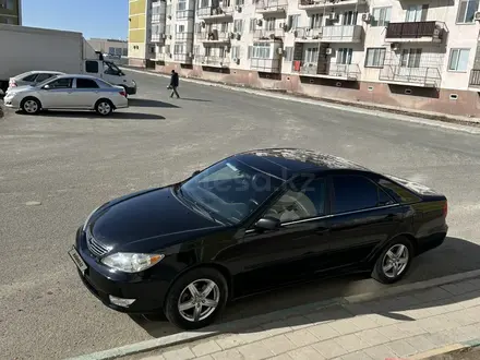 Toyota Camry 2002 года за 3 300 000 тг. в Атырау – фото 20