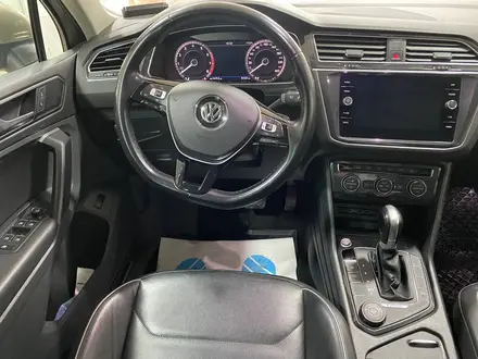 Volkswagen Tiguan 2018 года за 12 690 000 тг. в Алматы – фото 12