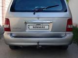 Kia Carnival 2003 года за 2 100 000 тг. в Шымкент