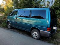 Volkswagen Multivan 1994 годаfor3 600 000 тг. в Петропавловск