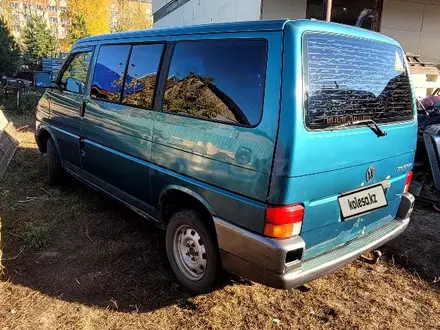 Volkswagen Multivan 1994 года за 3 600 000 тг. в Петропавловск – фото 3