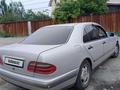 Mercedes-Benz E 230 1997 года за 1 600 000 тг. в Алматы – фото 4