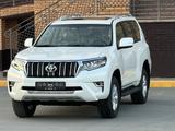 Toyota Land Cruiser Prado 2022 года за 30 900 000 тг. в Актобе – фото 2