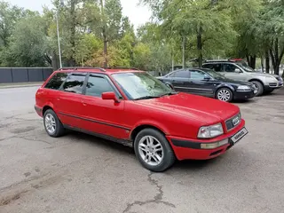Audi 80