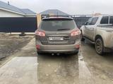 Hyundai Santa Fe 2012 года за 6 300 000 тг. в Атырау – фото 2