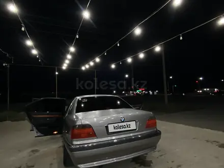 BMW 728 1997 года за 3 000 000 тг. в Актау – фото 2