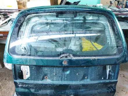 Крышка багажника шаран за 20 000 тг. в Алматы