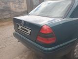 Mercedes-Benz C 180 1995 года за 850 000 тг. в Павлодар – фото 4