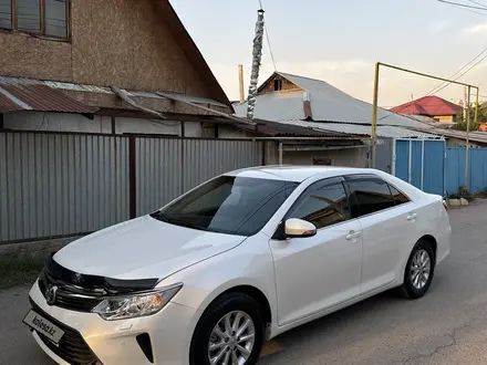 Toyota Camry 2015 года за 11 000 000 тг. в Алматы – фото 2