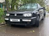 Volkswagen Golf 1993 года за 850 000 тг. в Астана