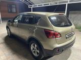 Nissan Qashqai 2007 года за 3 400 000 тг. в Алматы – фото 2