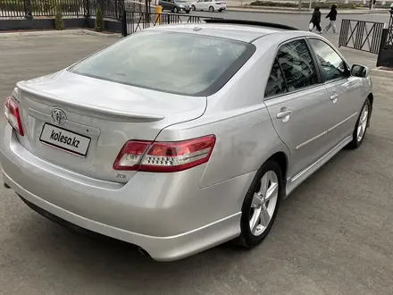 Toyota Camry 2010 года за 5 500 000 тг. в Атырау – фото 2