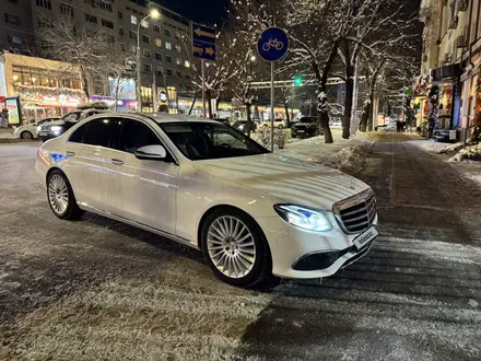 Mercedes-Benz E 200 2016 года за 14 600 000 тг. в Алматы