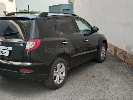 Geely Emgrand X7 2013 года за 3 850 000 тг. в Караганда – фото 3