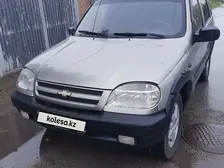 Chevrolet Niva, 2006