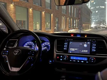 Toyota Highlander 2018 года за 16 000 000 тг. в Алматы – фото 7