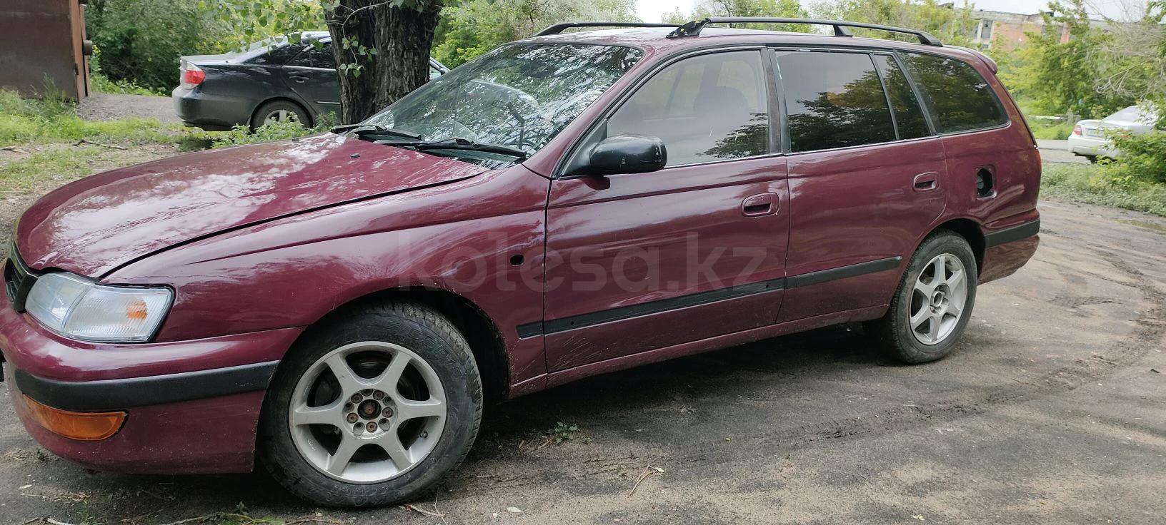 Toyota Caldina 1993 г.