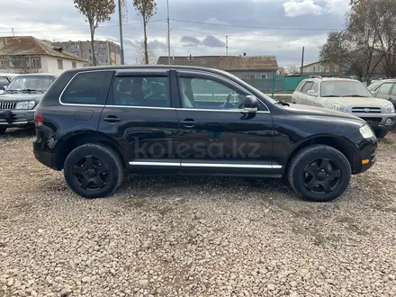 Volkswagen Touareg 2004 года за 5 500 000 тг. в Кокшетау – фото 4