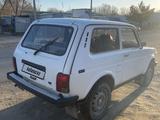 ВАЗ (Lada) Lada 2121 1999 годаүшін1 000 000 тг. в Уральск – фото 4
