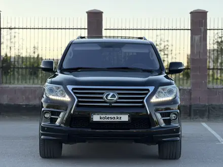 Lexus LX 570 2012 года за 27 500 000 тг. в Актау