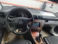 Mercedes-Benz C 200 2002 годаүшін2 150 000 тг. в Актобе – фото 5