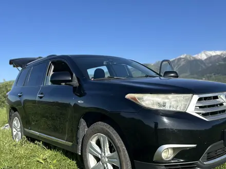 Toyota Highlander 2013 года за 12 000 000 тг. в Алматы – фото 2