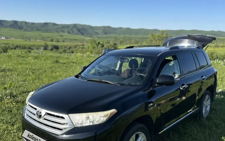 Toyota Highlander 2013 года за 12 000 000 тг. в Алматы