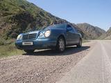 Mercedes-Benz E 230 1997 годаүшін2 500 000 тг. в Алматы