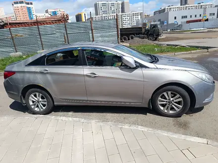Hyundai Sonata 2010 года за 4 800 000 тг. в Астана – фото 3
