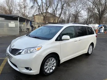 Toyota Sienna 2015 года за 14 700 000 тг. в Алматы – фото 3