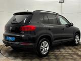 Volkswagen Tiguan 2015 года за 6 690 000 тг. в Актобе – фото 5
