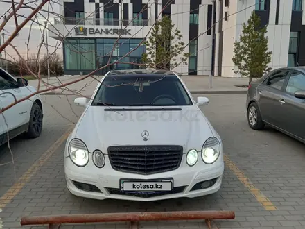 Mercedes-Benz E 200 2007 года за 4 500 000 тг. в Актобе – фото 14