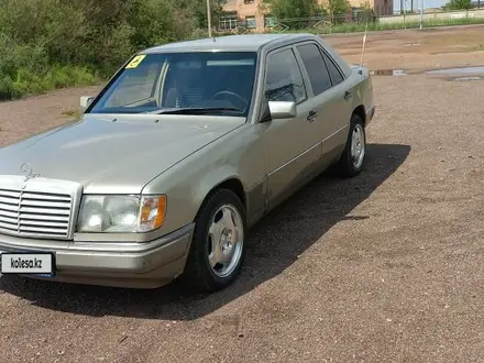 Mercedes-Benz E 230 1990 года за 1 570 000 тг. в Караганда – фото 35