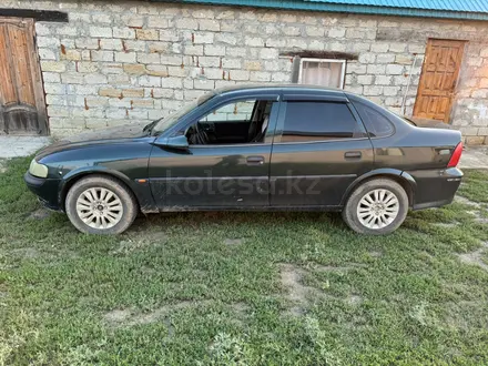 Opel Vectra 1997 года за 1 000 000 тг. в Актобе – фото 3