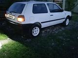 Volkswagen Golf 1993 годаүшін800 000 тг. в Усть-Каменогорск – фото 3