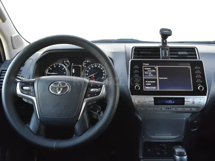 Toyota Land Cruiser Prado Comfort+ 2021 года за 22 200 000 тг. в Атырау – фото 10