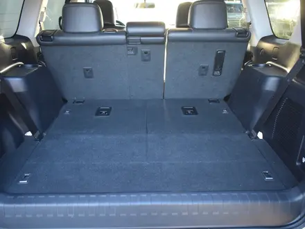 Toyota Land Cruiser Prado Comfort+ 2021 года за 22 200 000 тг. в Атырау – фото 18