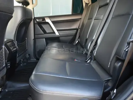 Toyota Land Cruiser Prado Comfort+ 2021 года за 22 200 000 тг. в Атырау – фото 16