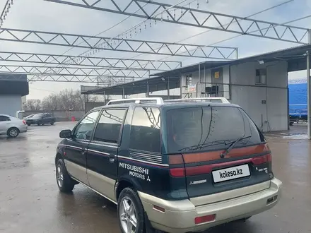 Mitsubishi Space Wagon 1996 года за 1 800 000 тг. в Алматы – фото 4