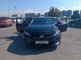 Toyota Camry 2021 годаfor14 000 000 тг. в Алматы