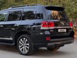 Toyota Land Cruiser 2017 годаүшін33 800 000 тг. в Алматы – фото 4