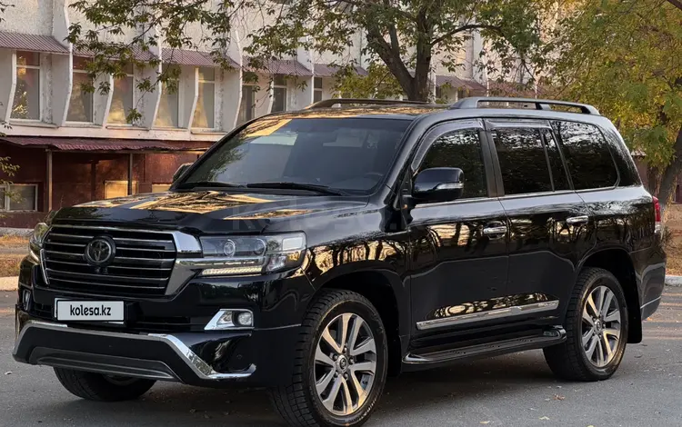 Toyota Land Cruiser 2017 года за 33 800 000 тг. в Алматы