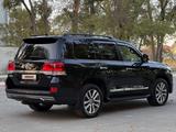 Toyota Land Cruiser 2017 годаүшін33 800 000 тг. в Алматы – фото 5