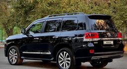Toyota Land Cruiser 2017 года за 33 800 000 тг. в Алматы – фото 4