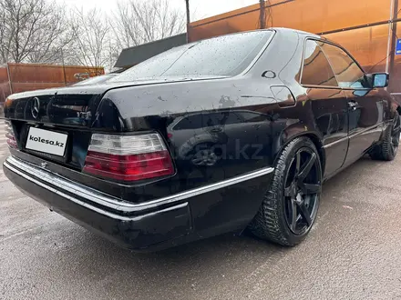 Mercedes-Benz E 300 1995 года за 3 550 000 тг. в Алматы – фото 6