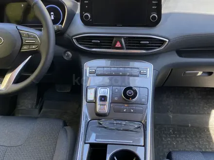 Hyundai Santa Fe 2022 года за 14 500 000 тг. в Алматы – фото 10