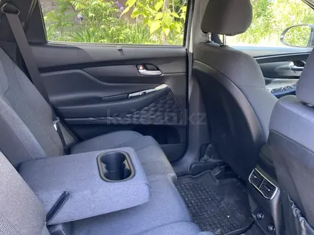 Hyundai Santa Fe 2022 года за 14 500 000 тг. в Алматы – фото 7