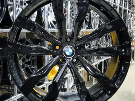 BMW X7 на 21 новые диски в Астане за 450 000 тг. в Астана – фото 2