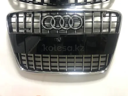 Решётка радиатора Audi Q7 рестайлинг за 80 000 тг. в Алматы